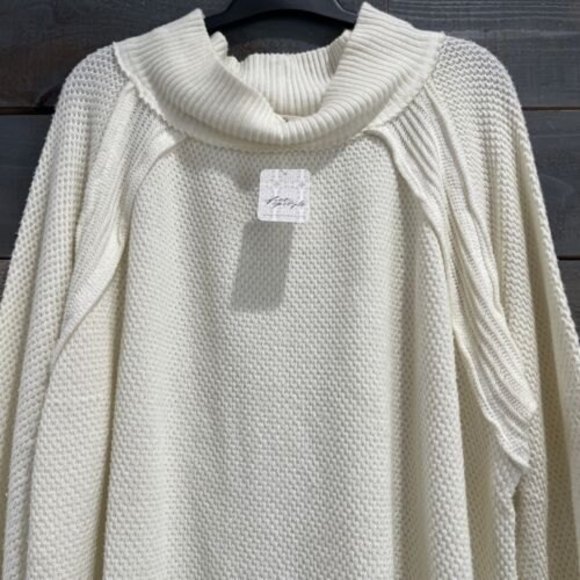 NWT Free People She's A Keeper Oversized Off Shoulder Sweater Tunic Cream L - Picture 7 of 12